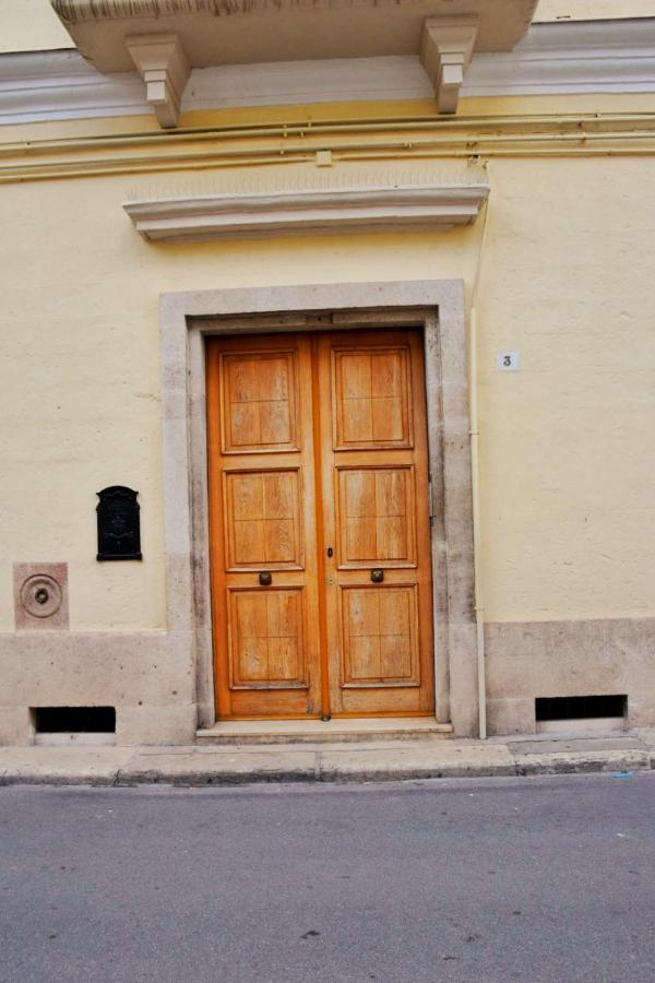 A Due Passi Dal Ponte Apartment - Affitti Brevi Italia Gravina in Puglia Buitenkant foto